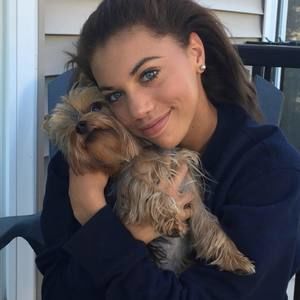 Meet your Posher, Kaia